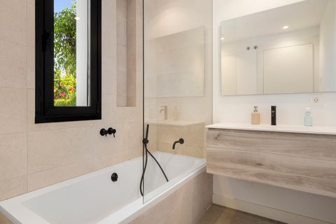 Villa i Marbella, Malaga, Marbella - € 3.450.000 | Ref: ALM5126935 - foto 26